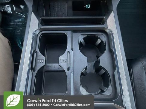 Used 2023 Ford F350 Lariat w/ Chrome Package image 33