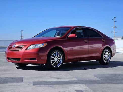 Used 2007 Toyota Camry LE image 5