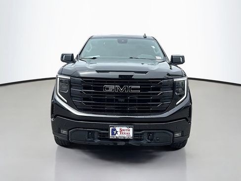 Used 2025 GMC Sierra 1500 Elevation w/ Elevation Premium Package AWD/4WD image 2