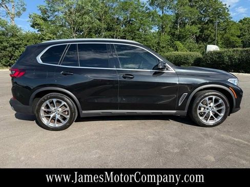 Used 2022 BMW X5 xDrive40i w/ Executive Package AWD/4WD image 4