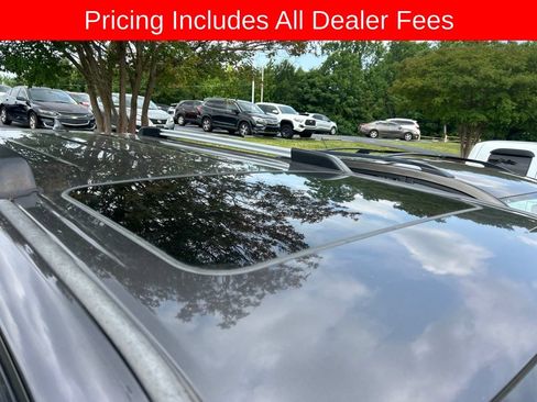 Used 2021 Toyota 4Runner SR5 Premium w/ Moonroof Package AWD/4WD image 3