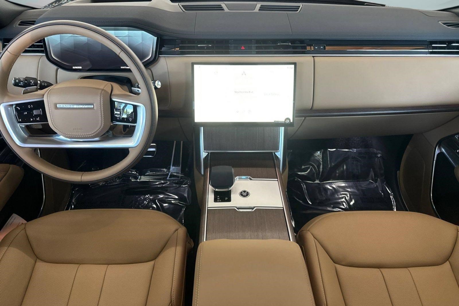 New 2026 Land Rover Range Rover SE AWD/4WD image 14