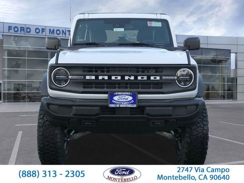 New 2025 Ford Bronco 4-Door image 9