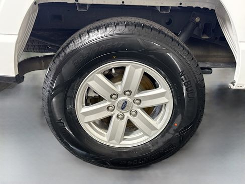 Used 2022 Ford F150 XLT w/ Equipment Group 301A Mid image 32