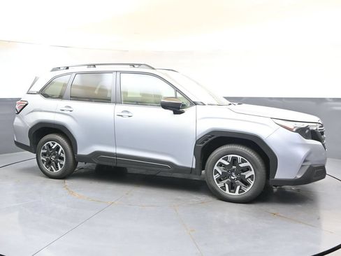 Certified 2025 Subaru Forester Premium AWD/4WD image 7