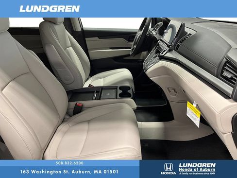 New 2026 Honda Odyssey EX-L image 10