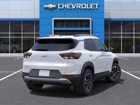 New 2025 Chevrolet TrailBlazer LT w/ Convenience Package image 4