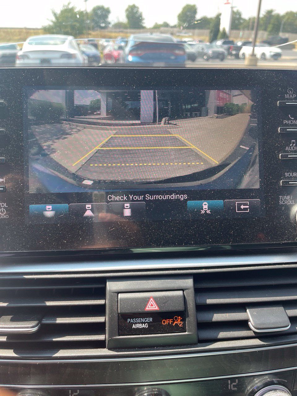 Used 2018 Honda Accord Touring image 7