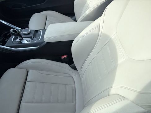 Used 2022 BMW 430i Convertible w/ M Sport Package RWD image 9