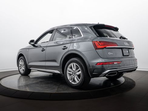 Certified 2023 Audi Q5 2.0T Premium w/ Convenience Package AWD/4WD image 5