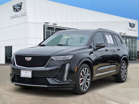 Certified 2023 Cadillac XT6 Sport w/ Technology Package AWD/4WD image 2