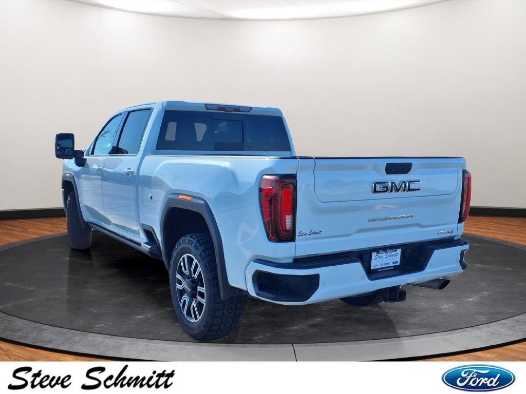 Used 2023 GMC Sierra 2500 AT4 w/ AT4 Premium Plus Package AWD/4WD image 3