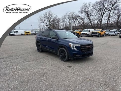 Certified 2023 GMC Terrain SLE w/ Driver Convenience Package image 1