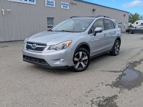 Used 2014 Subaru Crosstrek Touring AWD/4WD image 2