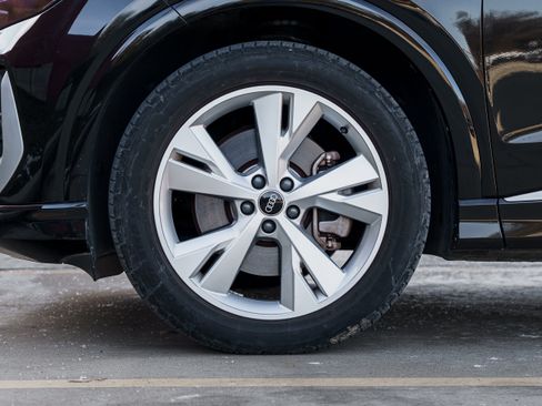 Used 2023 Audi Q4 e-tron Premium w/ 20" Wheel Package image 27