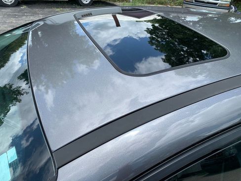 Used 2013 Ford Focus SE FWD image 24