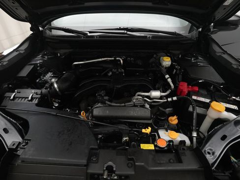 Certified 2026 Subaru Outback Limited AWD/4WD image 3