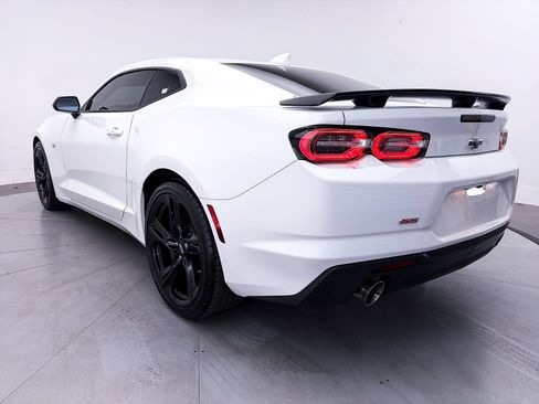 Used 2020 Chevrolet Camaro SS RWD image 12