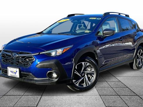 Used 2024 Subaru Crosstrek 2.0i Premium image 11