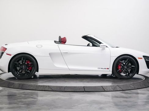 Used 2015 Audi R8 V8 image 10