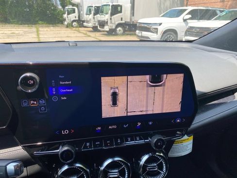 New 2026 Chevrolet Blazer EV LT AWD/4WD image 17