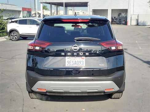 Used 2023 Nissan Rogue SV image 23