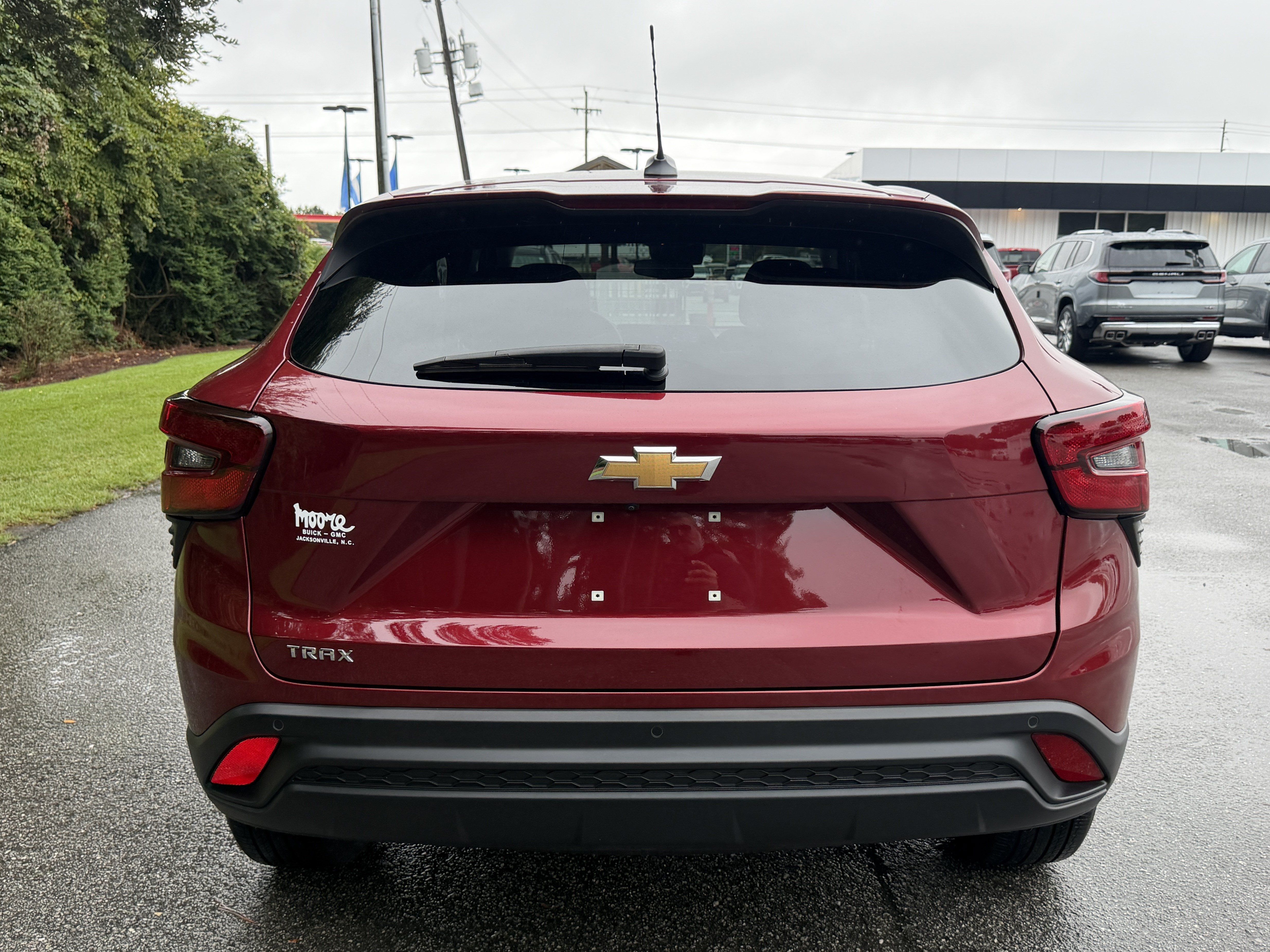 Used 2025 Chevrolet Trax LS w/ LS Convenience Package FWD image 36
