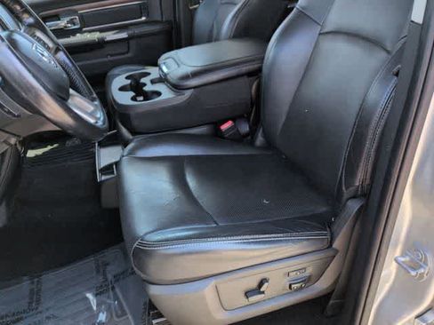 Used 2017 RAM 1500 Laramie AWD/4WD image 16