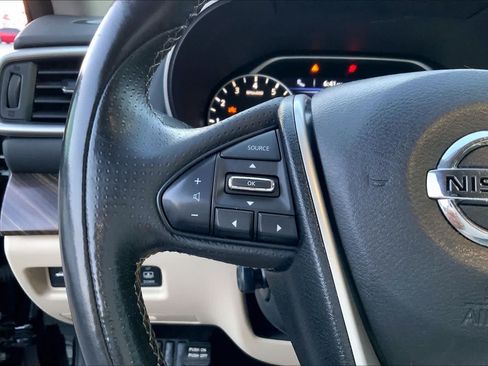 Used 2017 Nissan Maxima Platinum FWD image 22