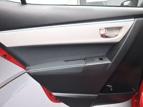 Used 2016 Toyota Corolla LE FWD image 21