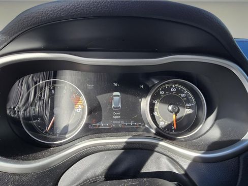 Used 2016 Jeep Cherokee Trailhawk w/ Comfort/Convenience Group image 22