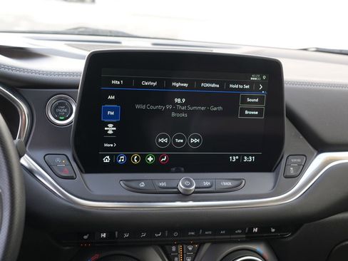 Used 2025 Chevrolet Blazer LT image 22