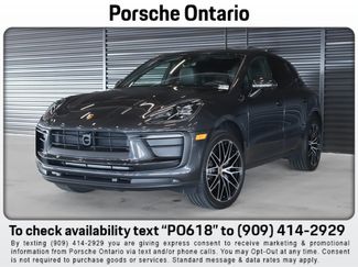Used 2026 Porsche Macan AWD/4WD video 1