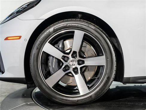 New 2026 Porsche Panamera 4 image 19