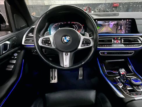 Used 2019 BMW X7 xDrive50i w/ M Sport Package image 8