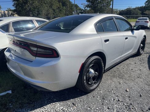 Used 2019 Dodge Charger Police w/ Street Appearance Group RWD image 4