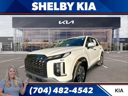 Used 2023 Hyundai Palisade SE w/ Cargo Package