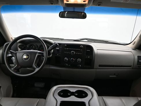 Used 2013 Chevrolet Silverado 3500 W/T image 39