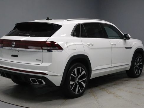 Used 2025 Volkswagen Atlas Cross Sport SEL Premium R-Line AWD/4WD image 12