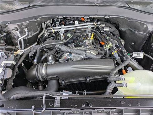 New 2026 Ford Explorer Active RWD image 16