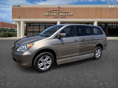 Used 2010 Honda Odyssey Touring image 1