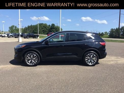 Used 2021 Ford Escape Titanium AWD/4WD image 4