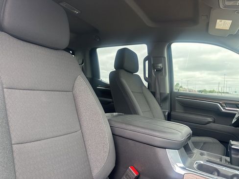 Used 2025 Chevrolet Silverado 1500 LT w/ Texas Edition Plus RWD image 26