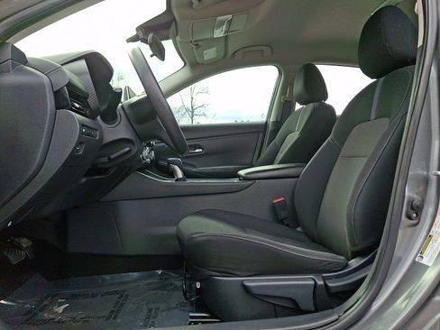 Used 2023 Nissan Sentra SV image 13