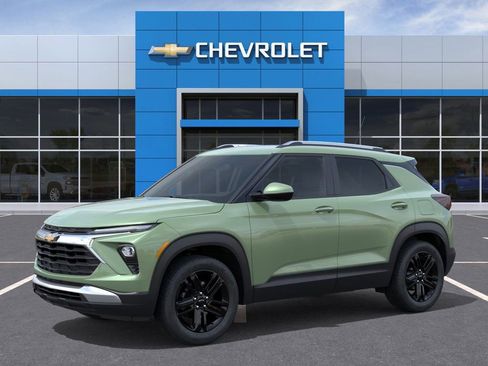 New 2026 Chevrolet TrailBlazer LT image 2
