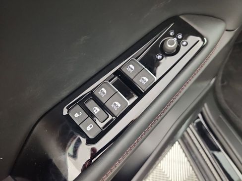 New 2025 Jeep Wagoneer S Limited AWD/4WD image 16