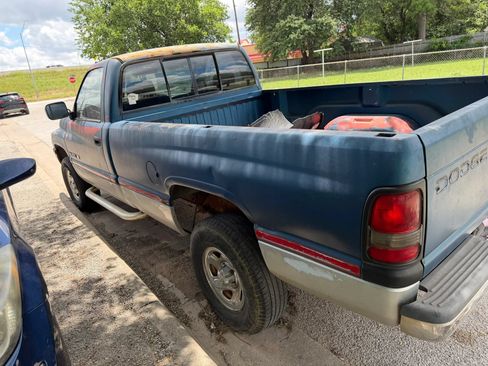 Used 1994 Dodge Ram 1500 Truck 4x4 Regular Cab image 4