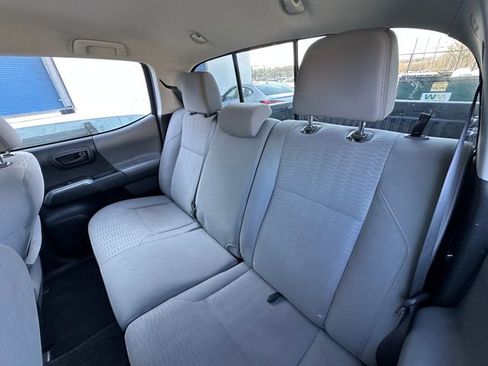 Used 2019 Toyota Tacoma SR5 image 30