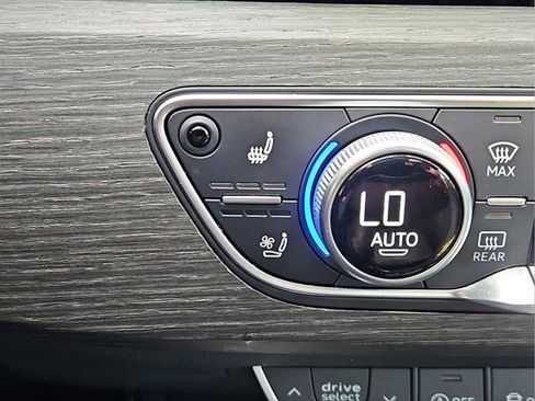 Used 2021 Audi A4 2.0T Premium Plus w/ Premium Plus Package AWD/4WD image 29