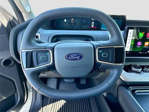 New 2025 Ford Expedition Max Active image 7